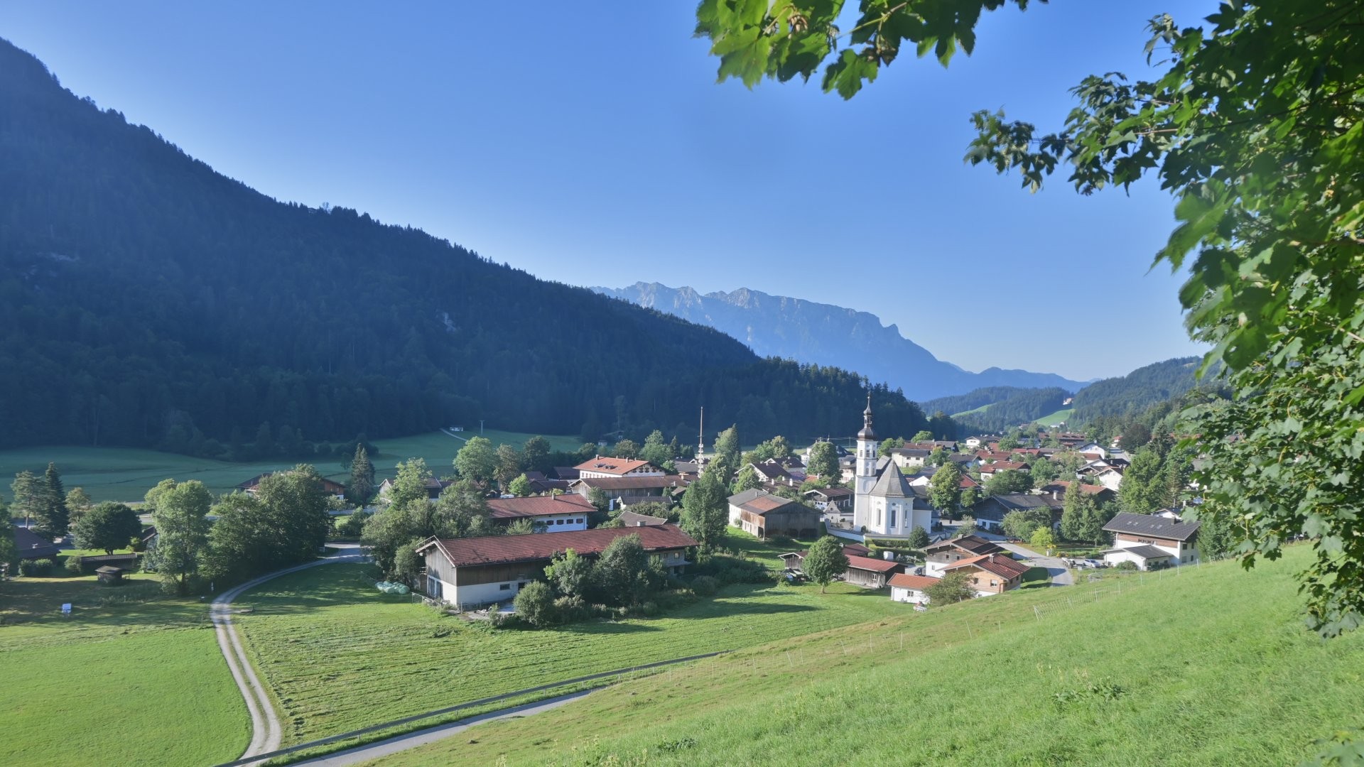 Archiv Foto Webcam Sachrang-Blick über Bergsteigerdorf