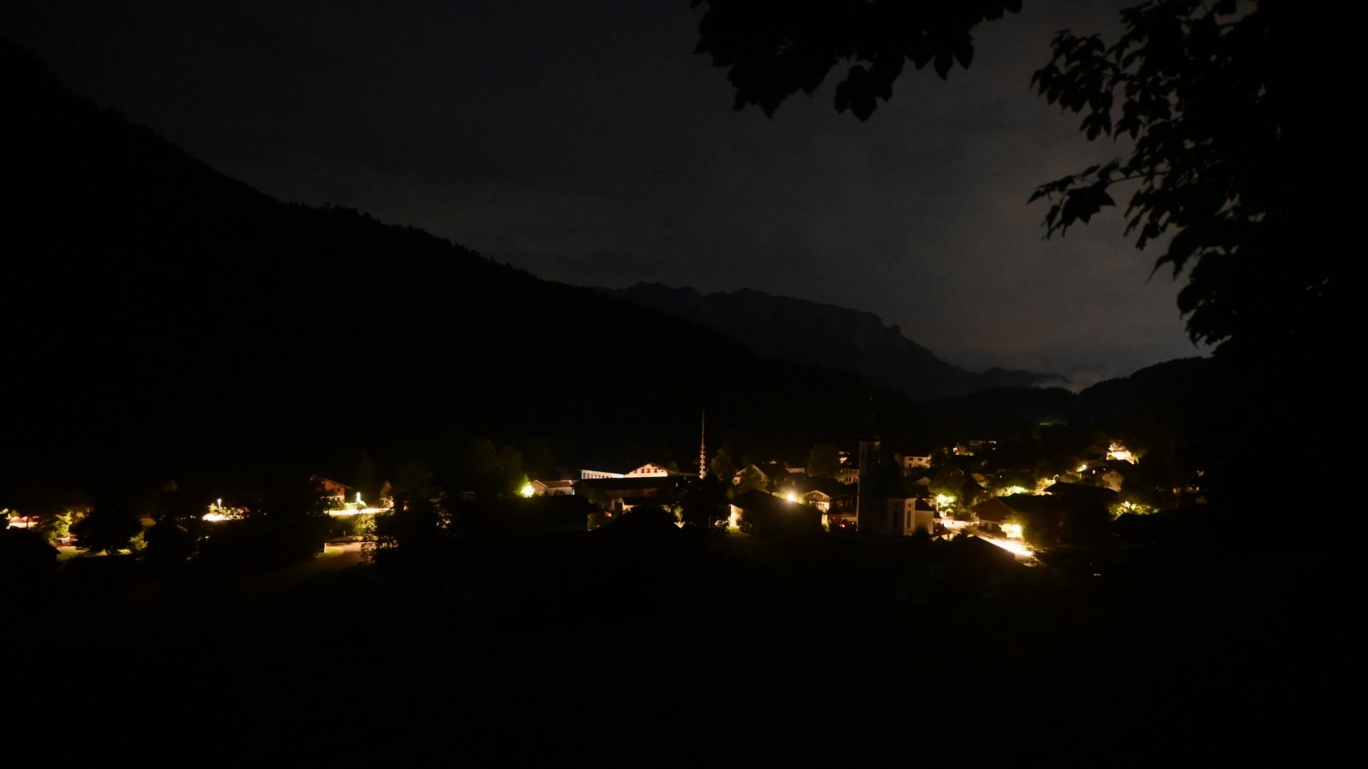 Archiv Foto Webcam Sachrang-Blick über Bergsteigerdorf