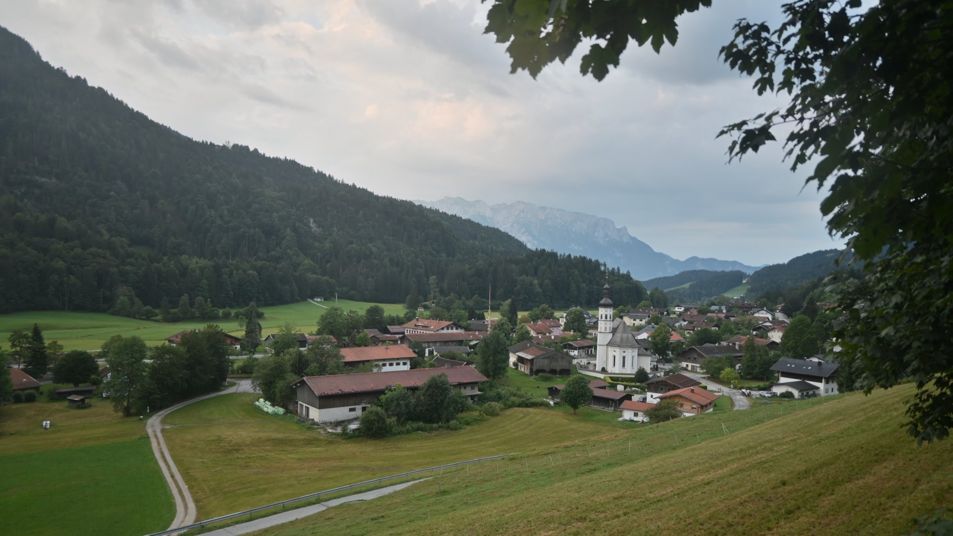 Archiv Foto Webcam Sachrang-Blick über Bergsteigerdorf
