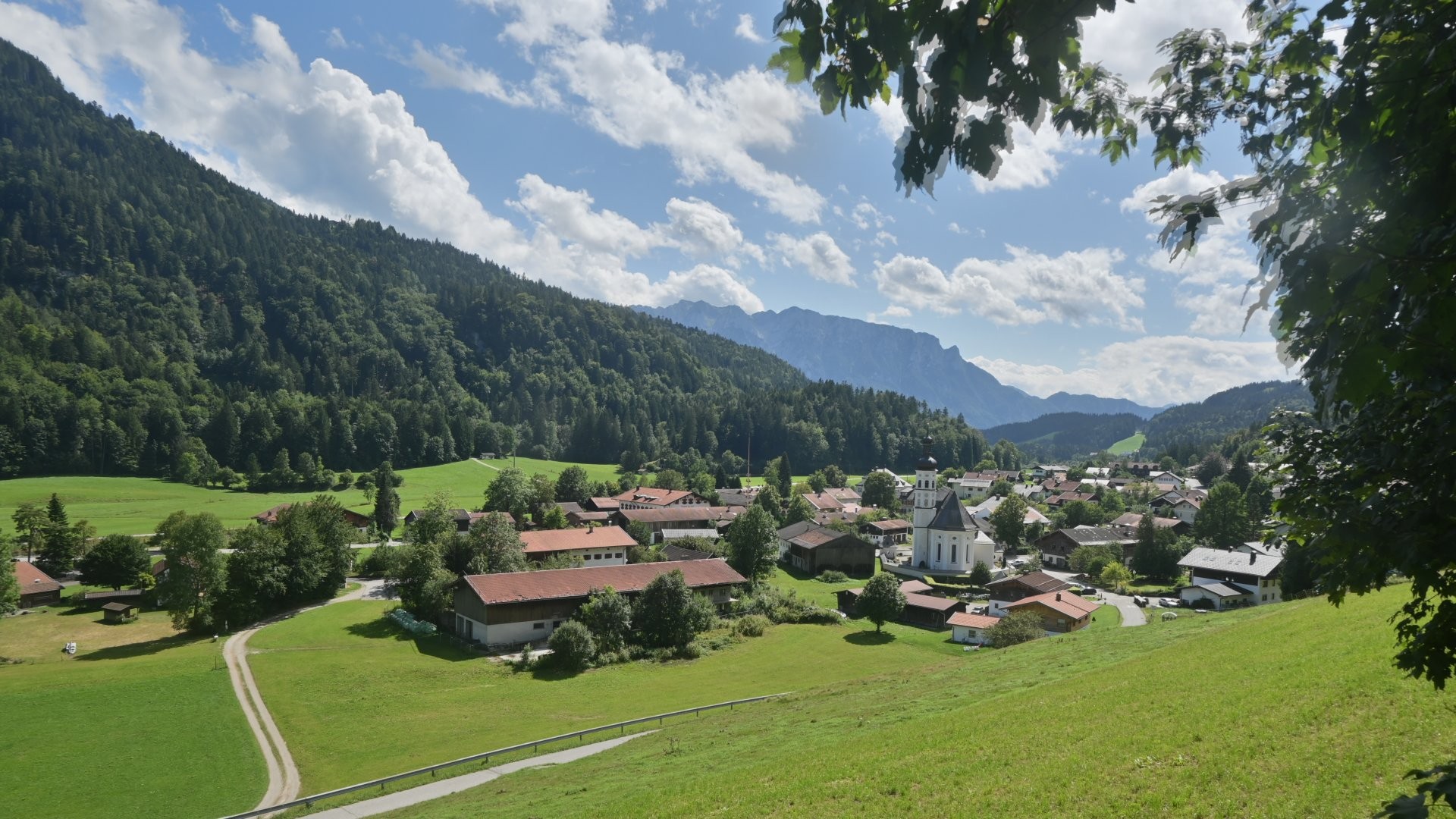 Archiv Foto Webcam Sachrang-Blick über Bergsteigerdorf