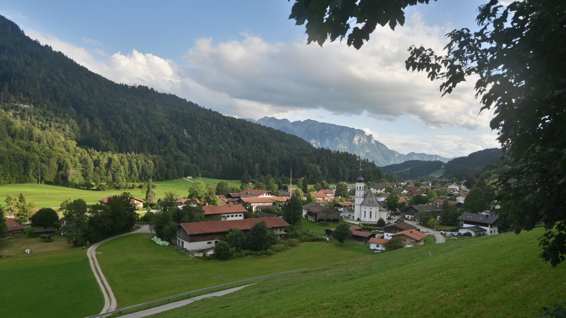Archiv Foto Webcam Sachrang-Blick über Bergsteigerdorf