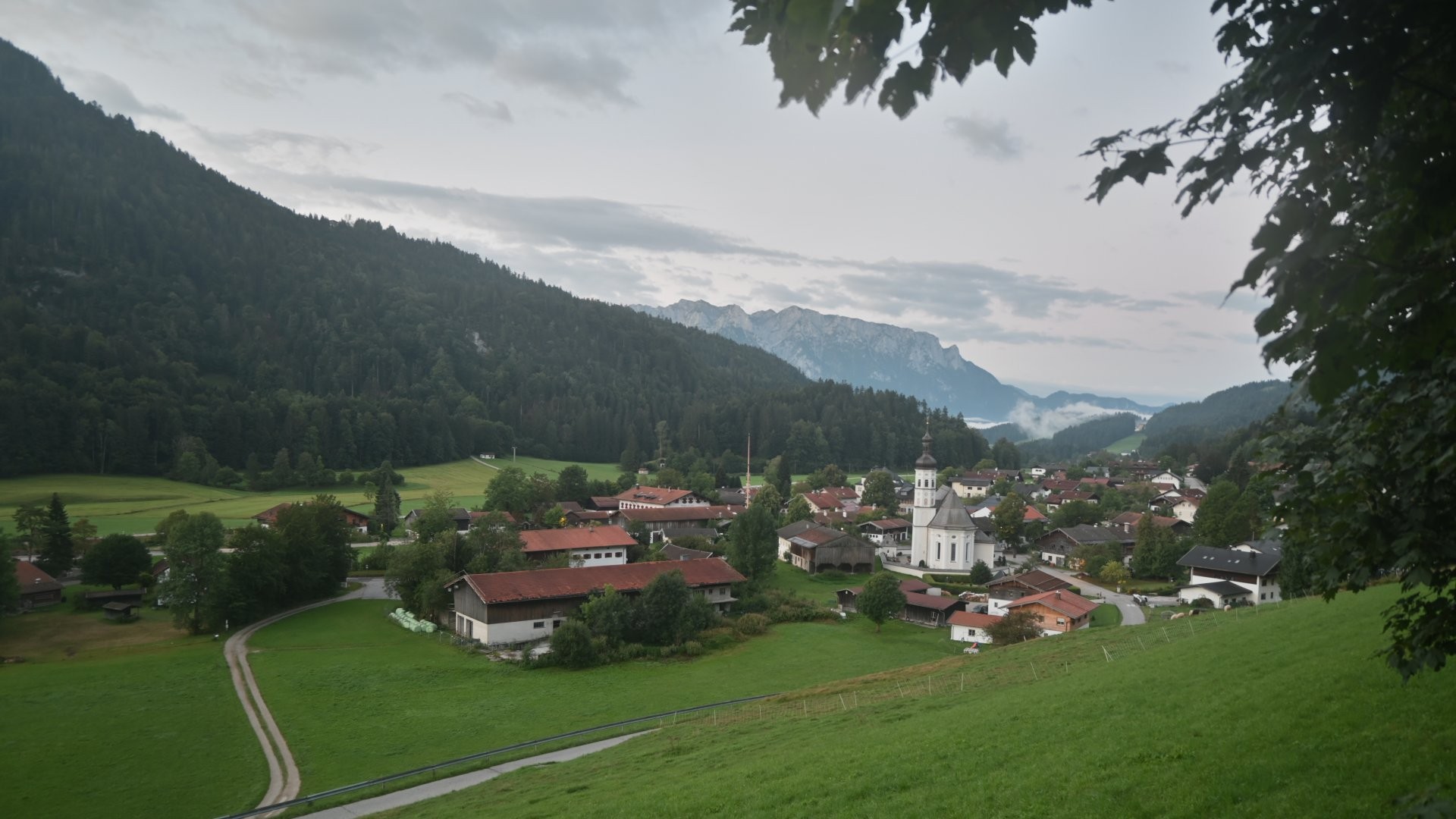 Archiv Foto Webcam Sachrang-Blick über Bergsteigerdorf