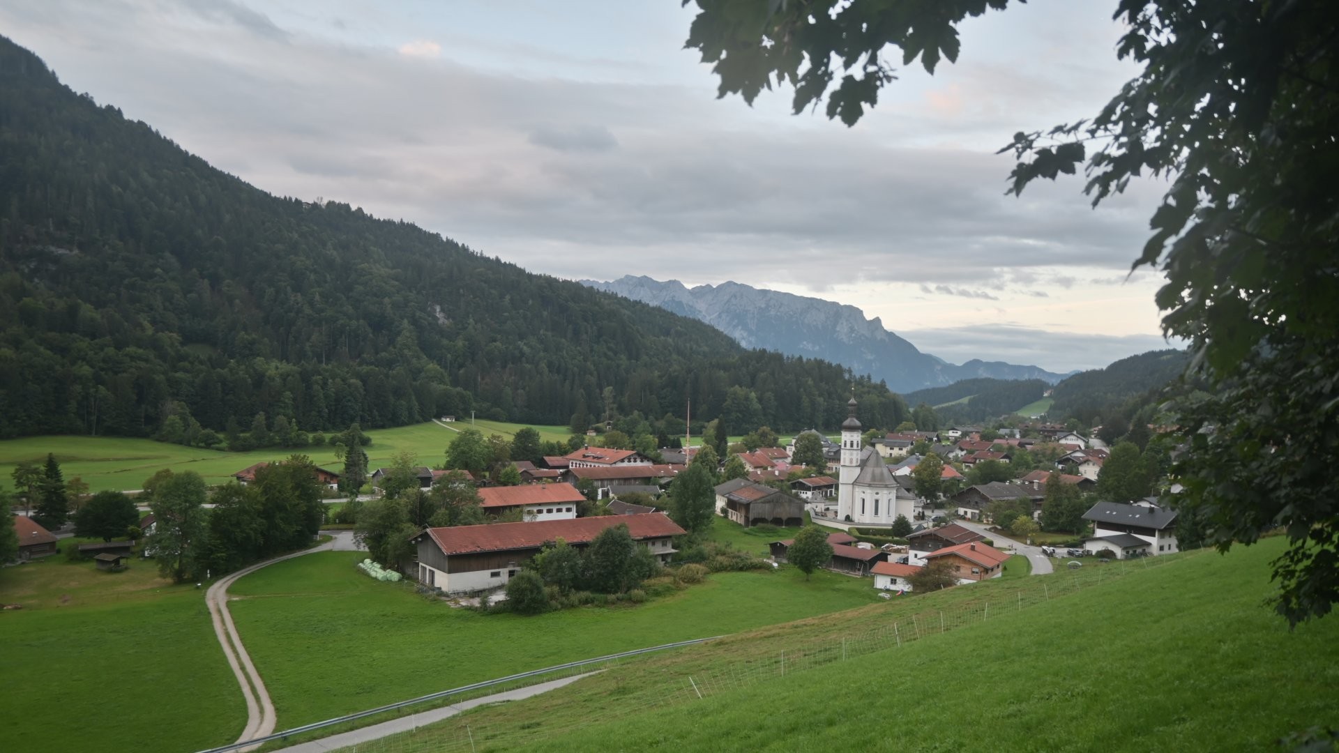 Archiv Foto Webcam Sachrang-Blick über Bergsteigerdorf