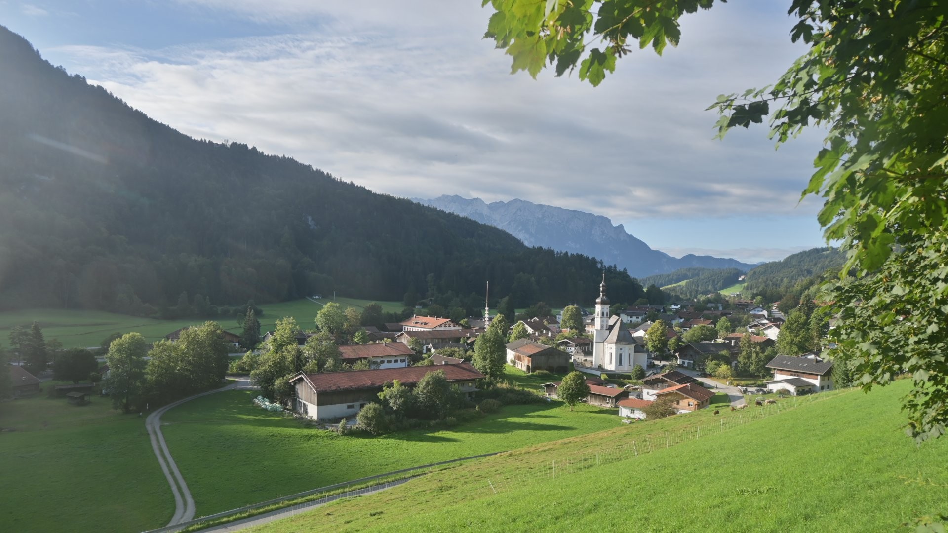 Archiv Foto Webcam Sachrang-Blick über Bergsteigerdorf