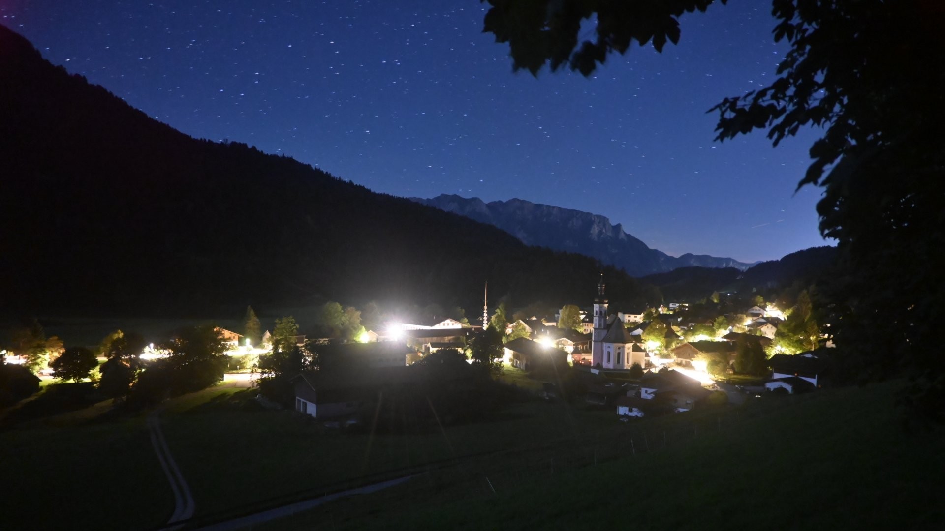 Archiv Foto Webcam Sachrang-Blick über Bergsteigerdorf