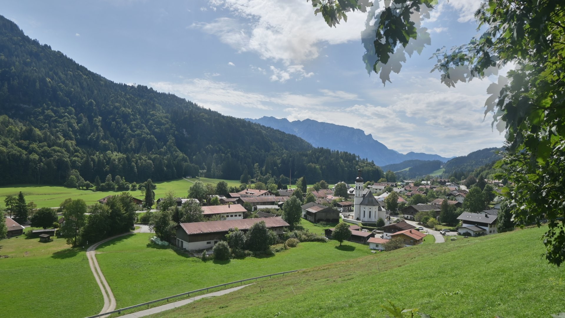 Archiv Foto Webcam Sachrang-Blick über Bergsteigerdorf
