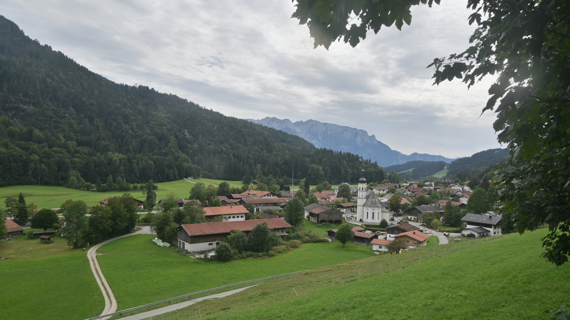 Archiv Foto Webcam Sachrang-Blick über Bergsteigerdorf