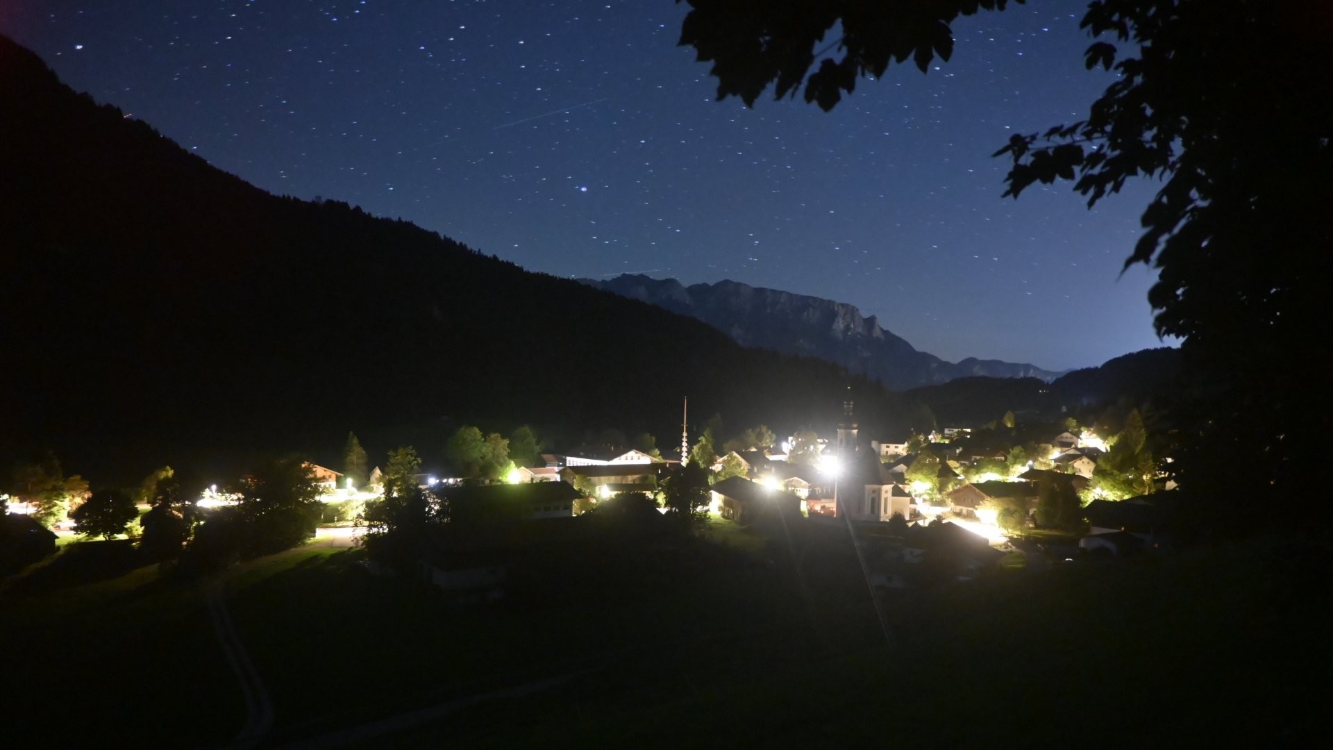 Archiv Foto Webcam Sachrang-Blick über Bergsteigerdorf