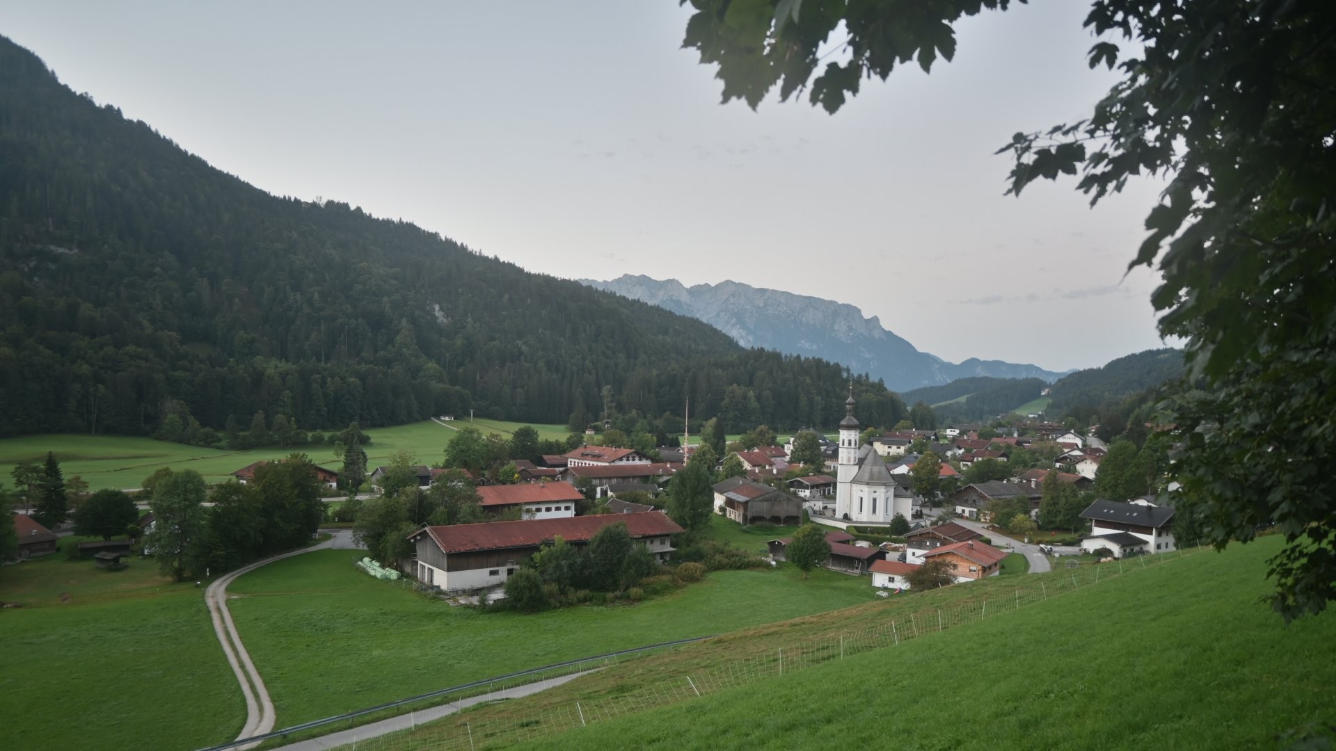 Archiv Foto Webcam Sachrang-Blick über Bergsteigerdorf