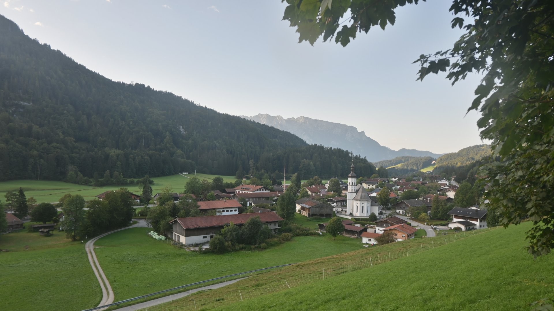 Archiv Foto Webcam Sachrang-Blick über Bergsteigerdorf