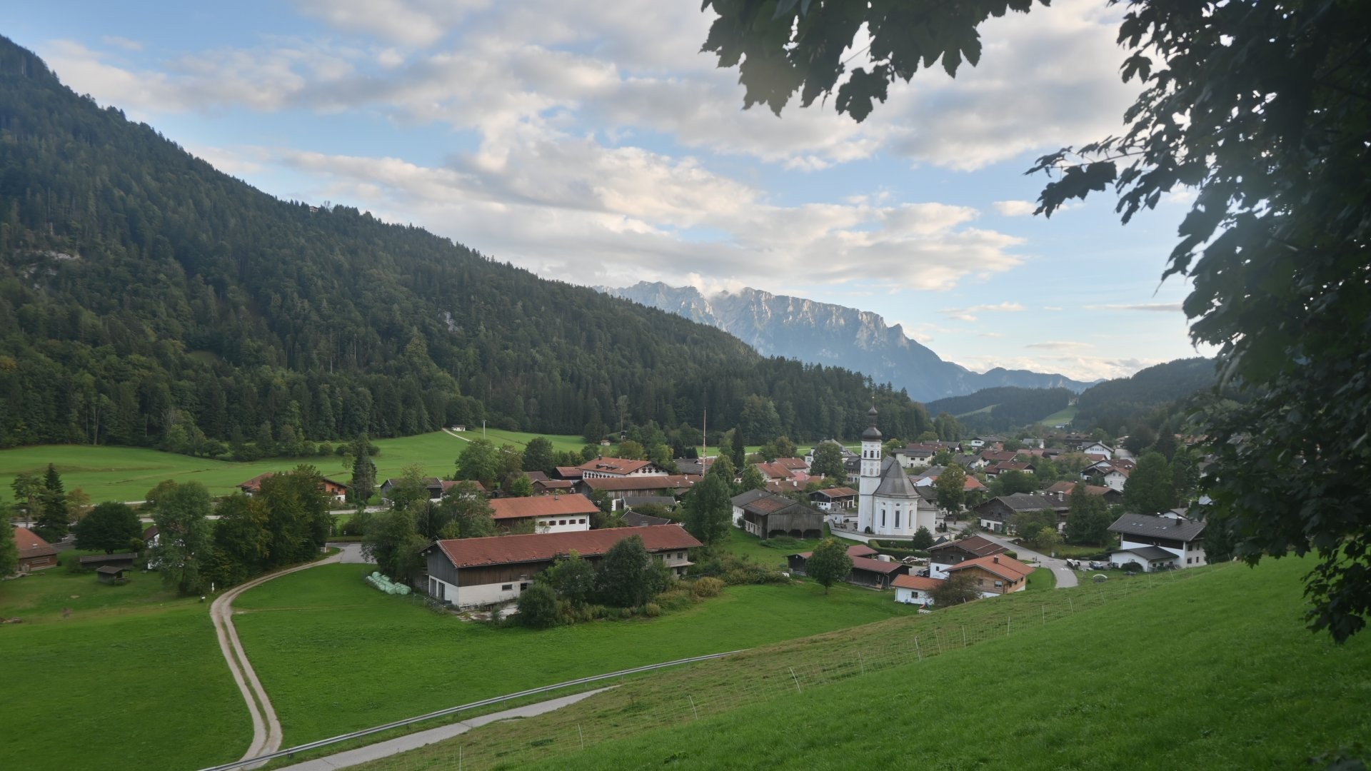 Archiv Foto Webcam Sachrang-Blick über Bergsteigerdorf