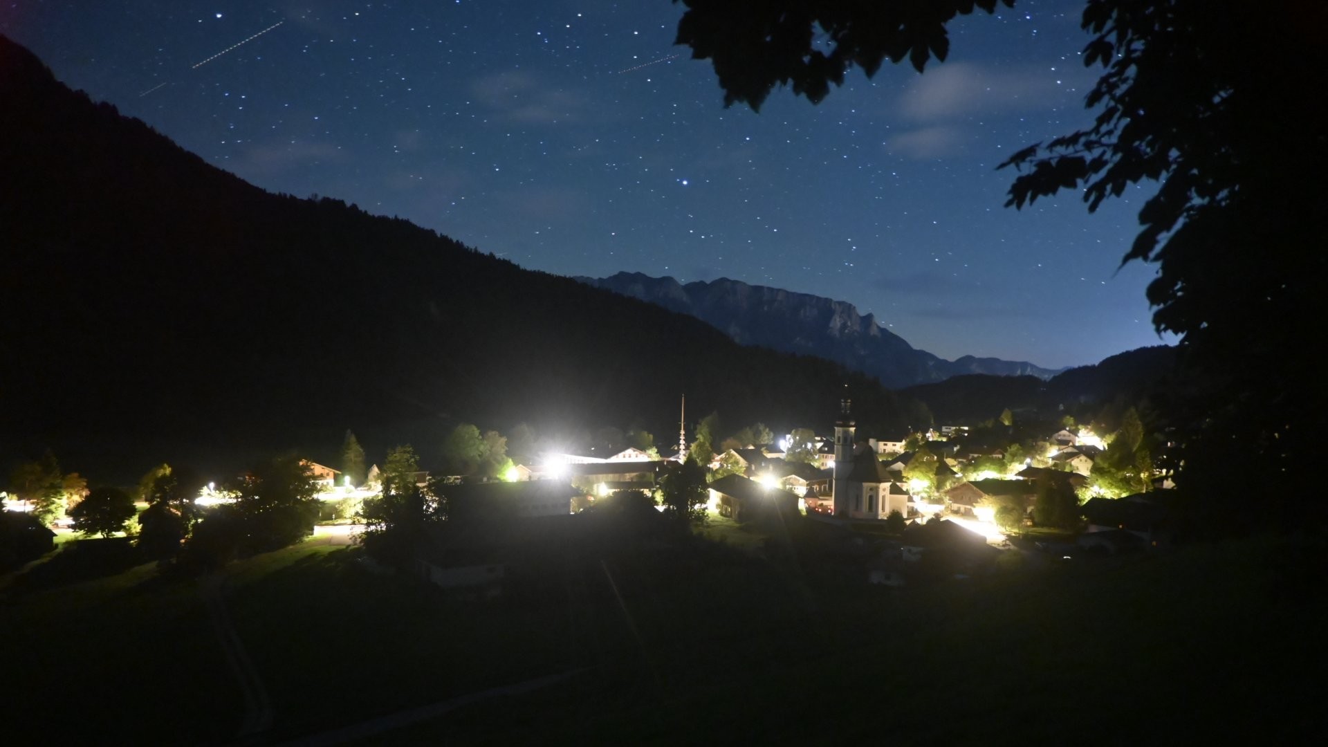 Archiv Foto Webcam Sachrang-Blick über Bergsteigerdorf