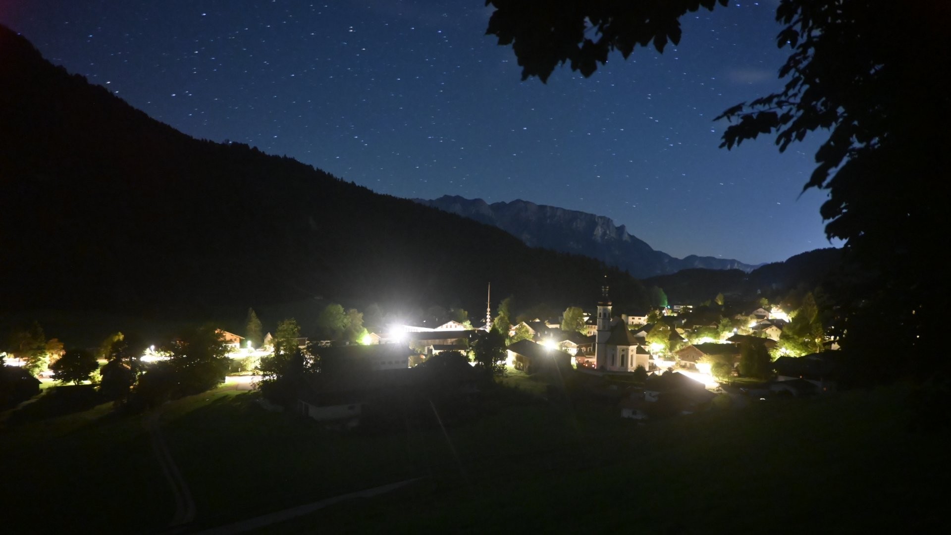 Archiv Foto Webcam Sachrang-Blick über Bergsteigerdorf