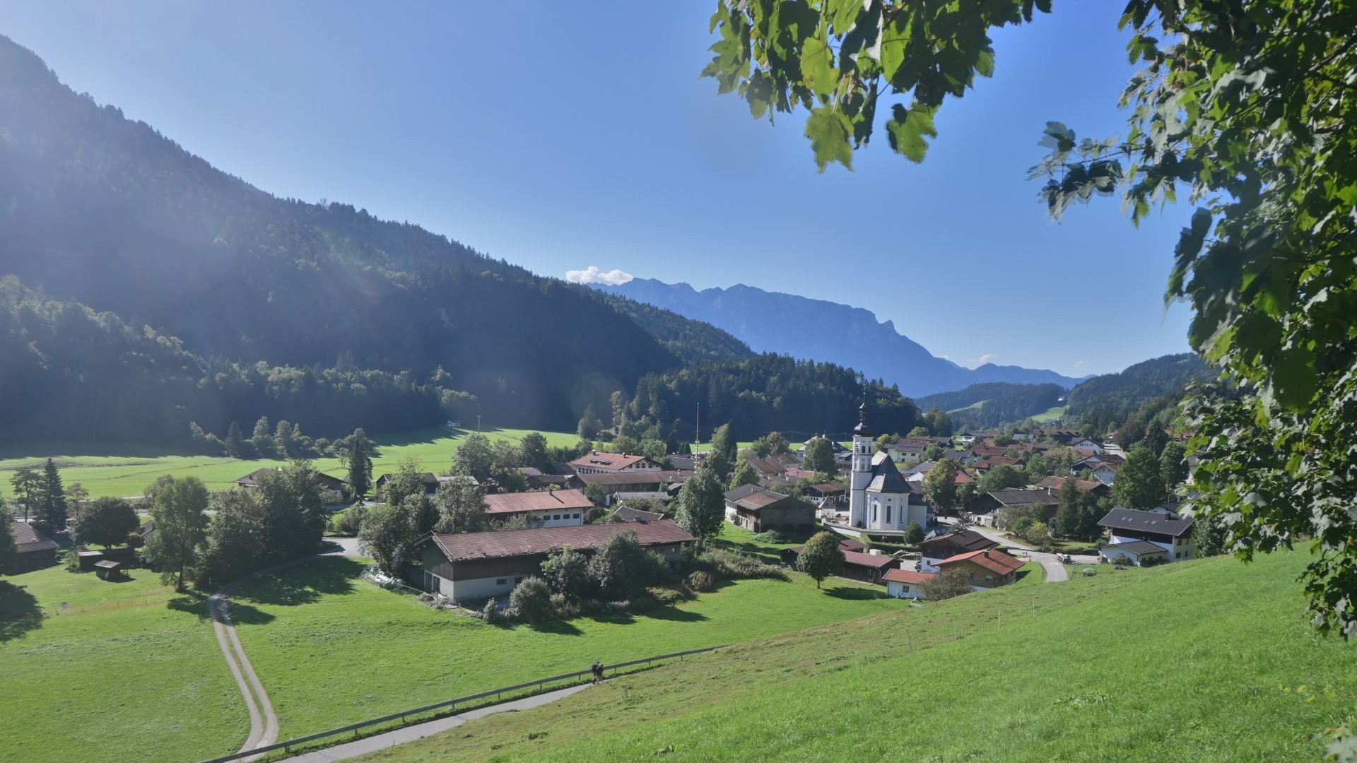 Archiv Foto Webcam Sachrang-Blick über Bergsteigerdorf