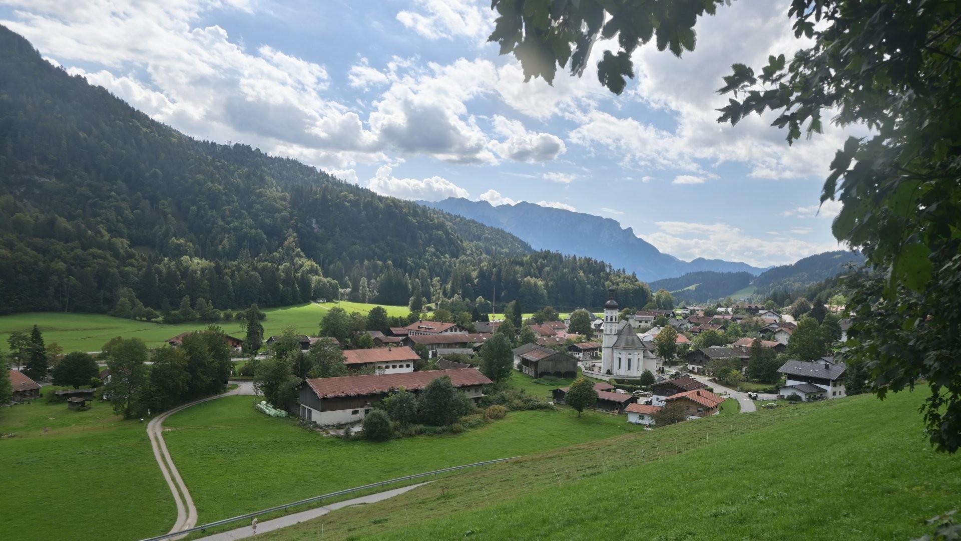 Archiv Foto Webcam Sachrang-Blick über Bergsteigerdorf