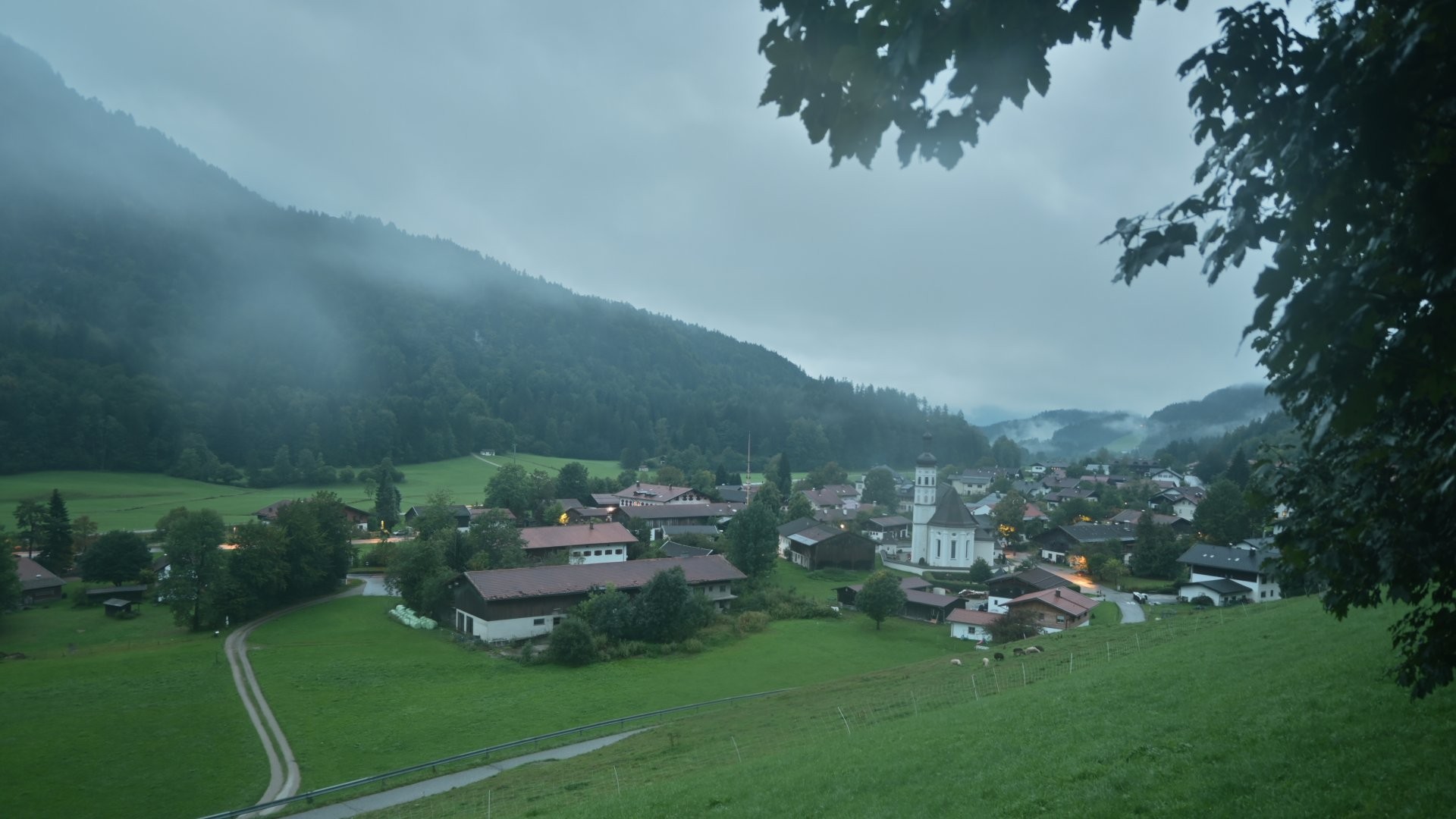 Archived image Webcam View to Sachrang