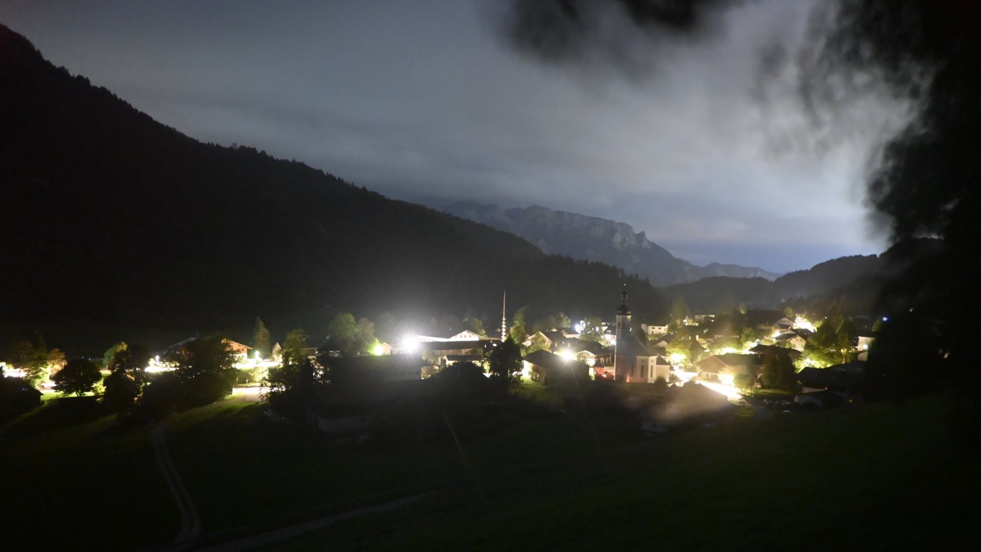 Archiv Foto Webcam Sachrang-Blick über Bergsteigerdorf