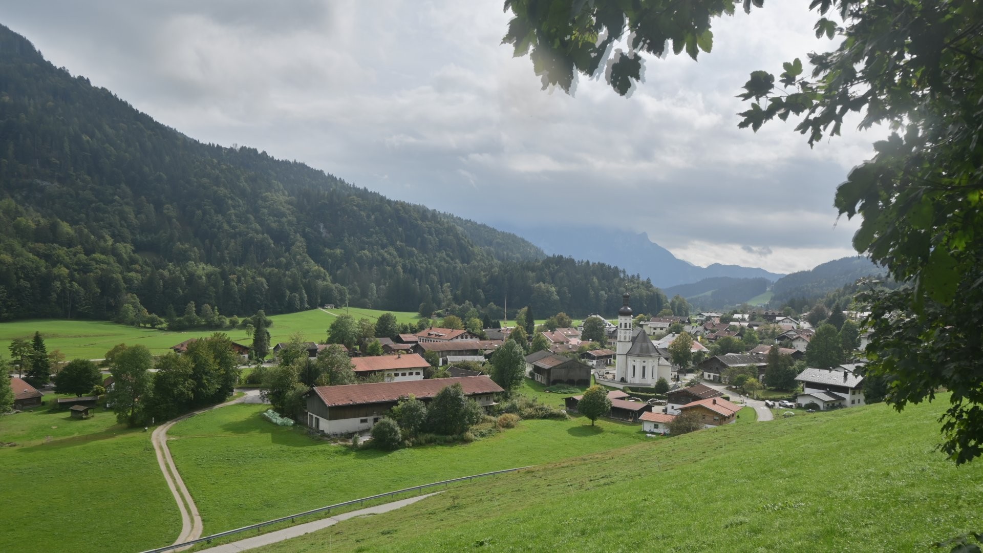 Archiv Foto Webcam Sachrang-Blick über Bergsteigerdorf