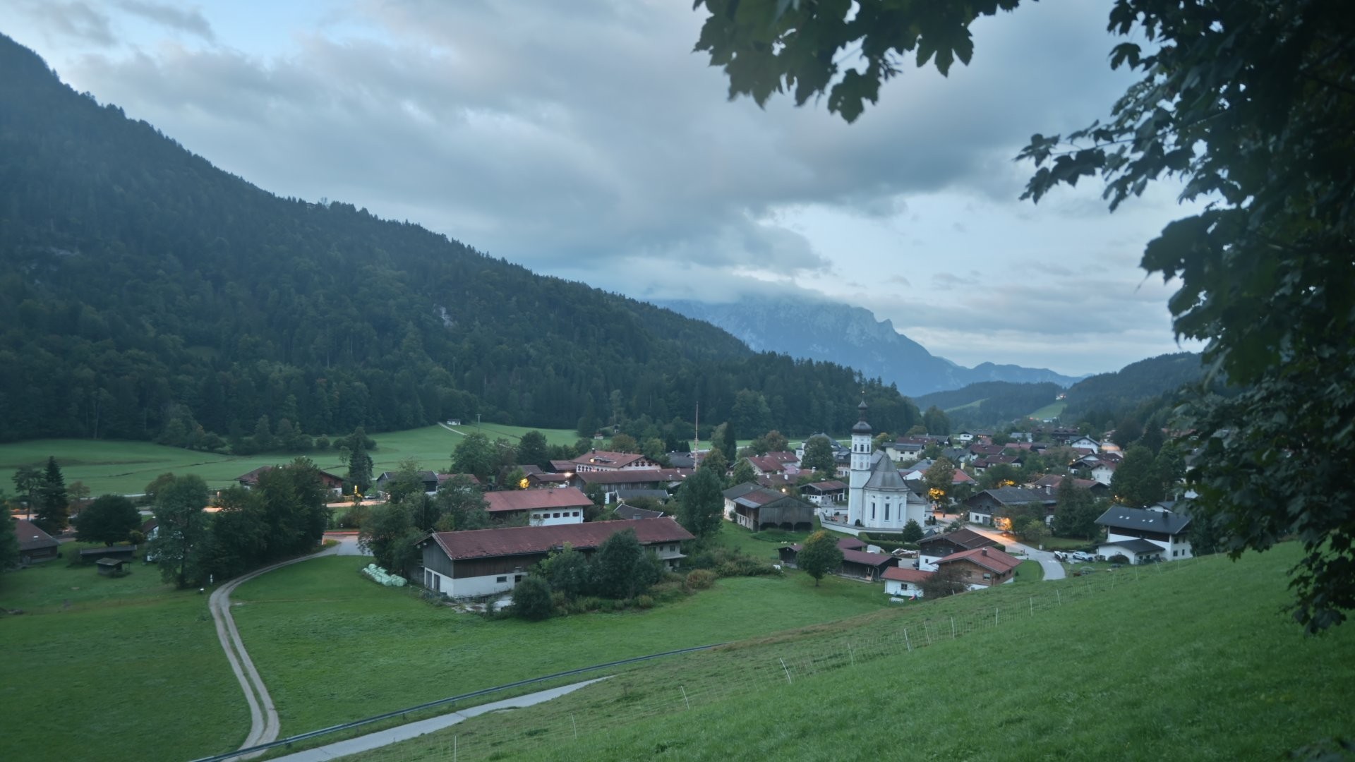Archiv Foto Webcam Sachrang-Blick über Bergsteigerdorf