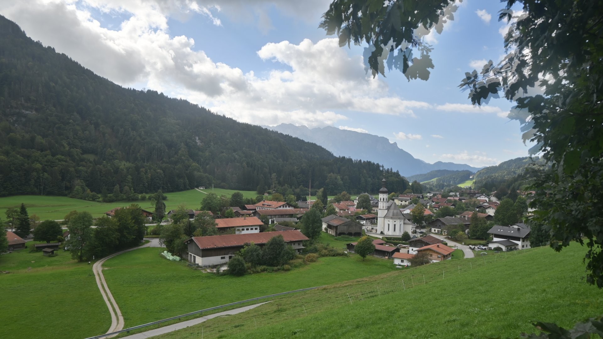 Archiv Foto Webcam Sachrang-Blick über Bergsteigerdorf