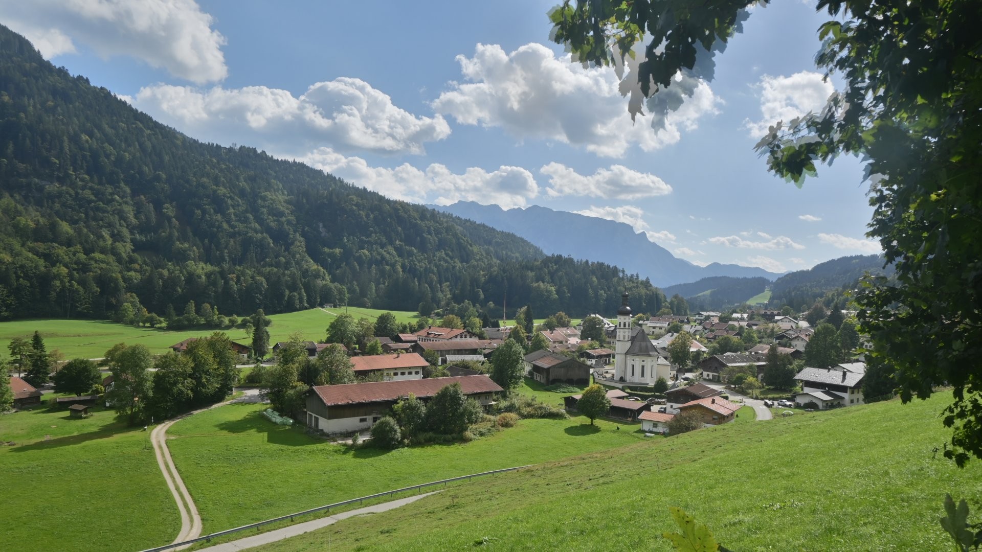 Archiv Foto Webcam Sachrang-Blick über Bergsteigerdorf