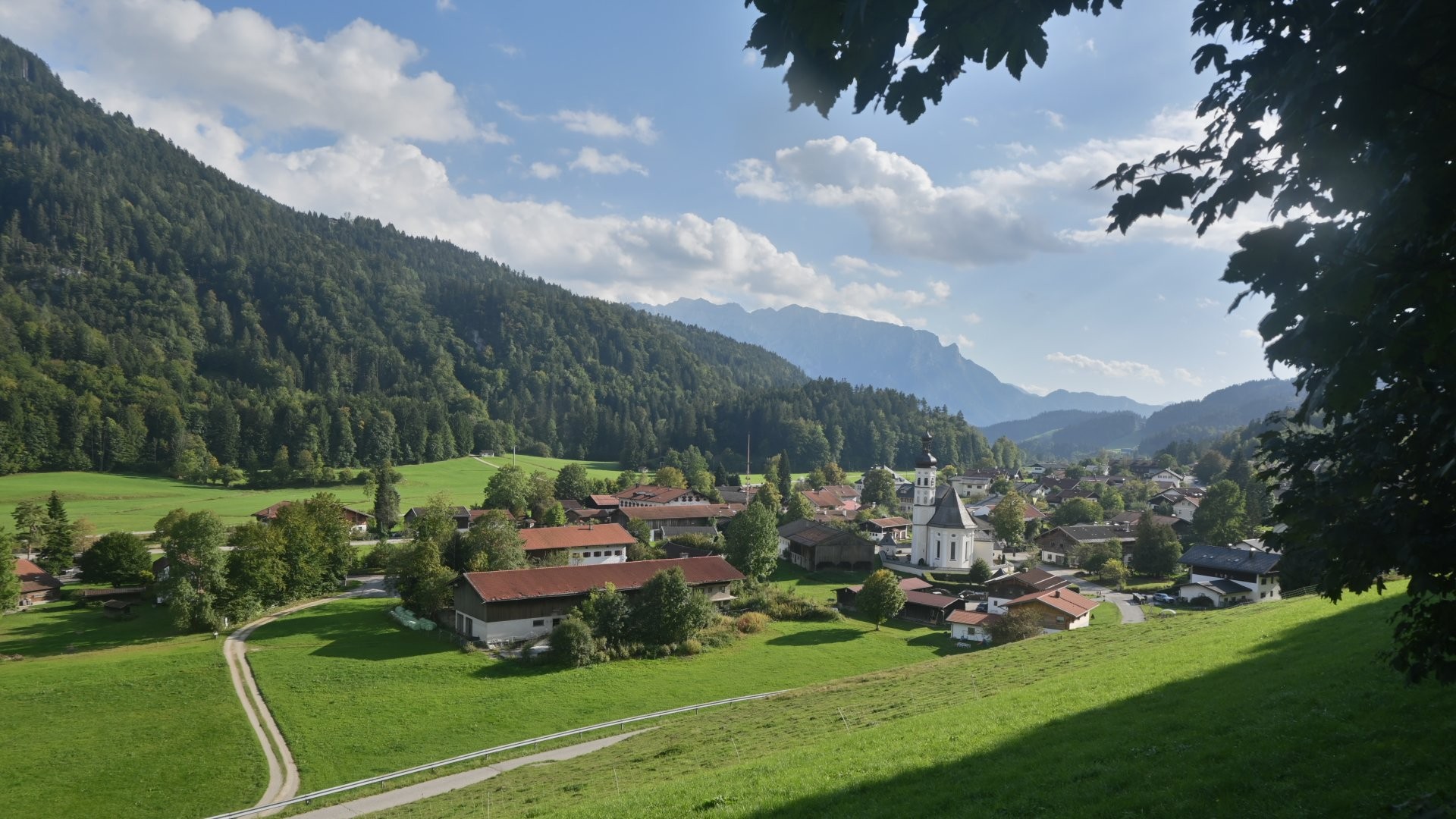 Archiv Foto Webcam Sachrang-Blick über Bergsteigerdorf