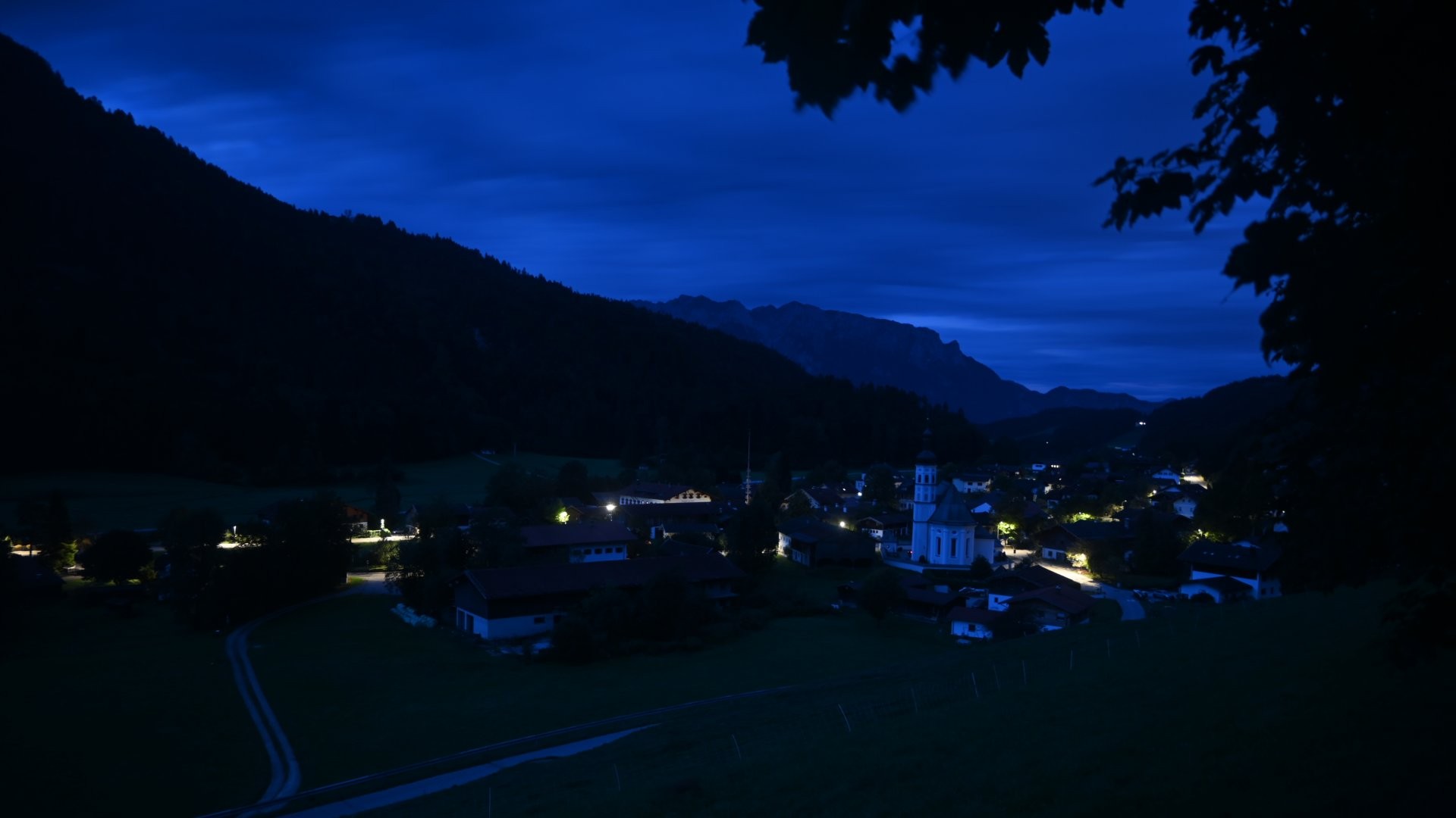 Archiv Foto Webcam Sachrang-Blick über Bergsteigerdorf