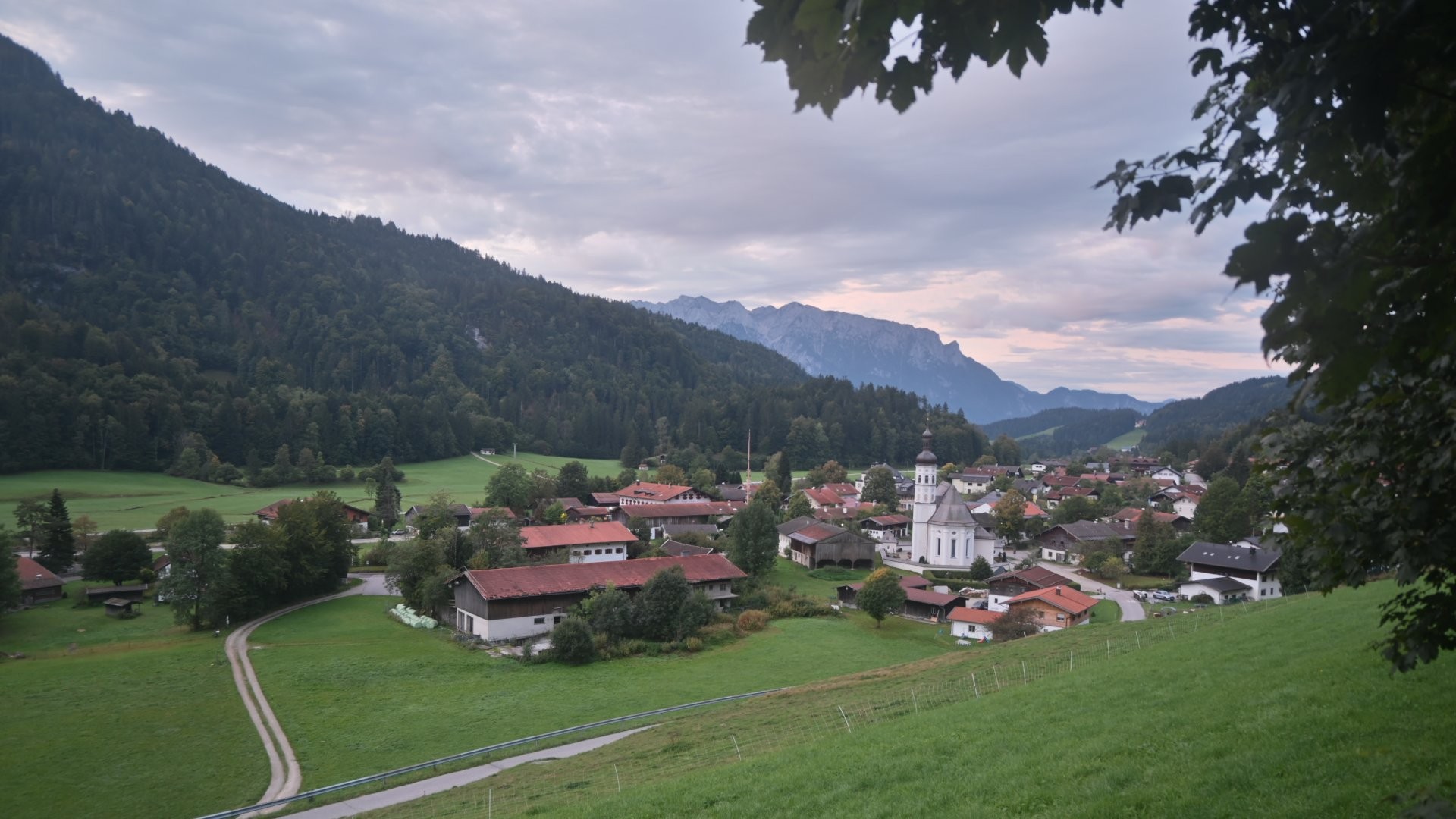 Archiv Foto Webcam Sachrang-Blick über Bergsteigerdorf