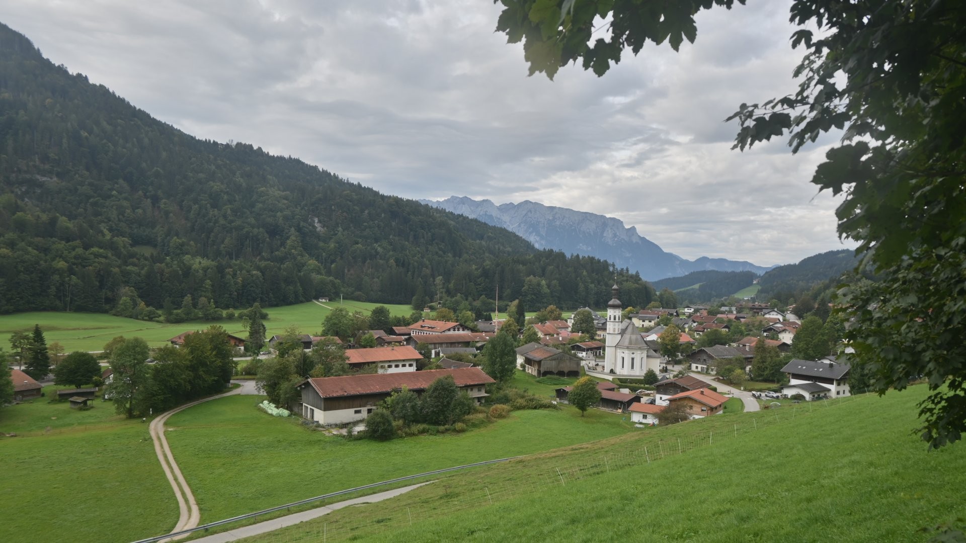 Archiv Foto Webcam Sachrang-Blick über Bergsteigerdorf
