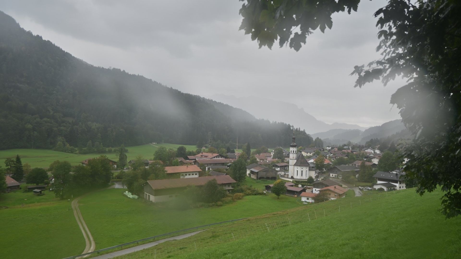 Archiv Foto Webcam Sachrang-Blick über Bergsteigerdorf