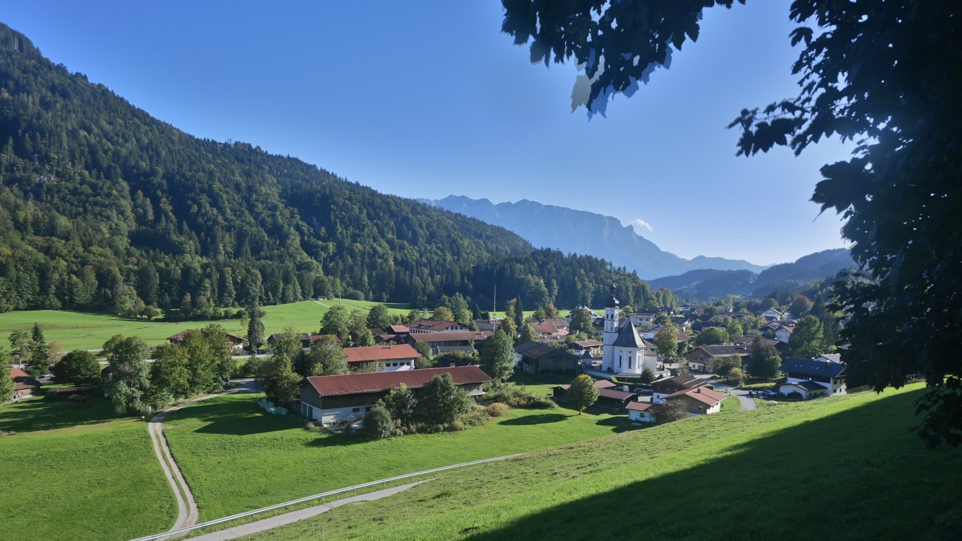 Archiv Foto Webcam Sachrang-Blick über Bergsteigerdorf