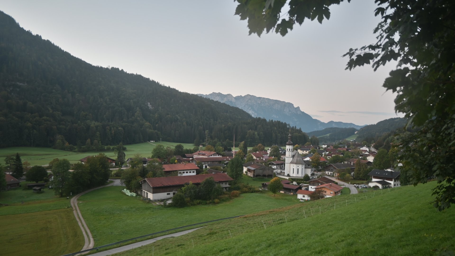 Archiv Foto Webcam Sachrang-Blick über Bergsteigerdorf