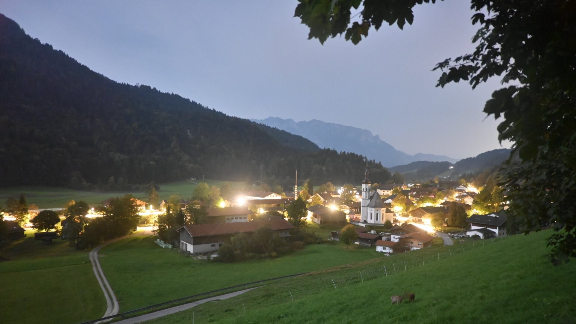 Archiv Foto Webcam Sachrang-Blick über Bergsteigerdorf