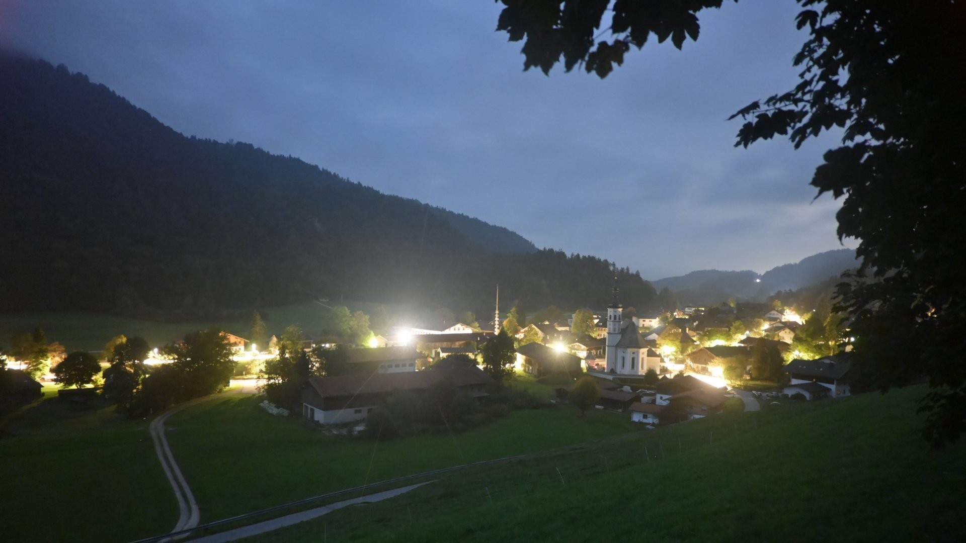 Archiv Foto Webcam Sachrang-Blick über Bergsteigerdorf