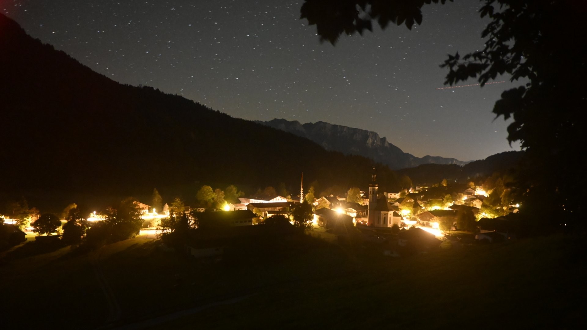 Archiv Foto Webcam Sachrang-Blick über Bergsteigerdorf