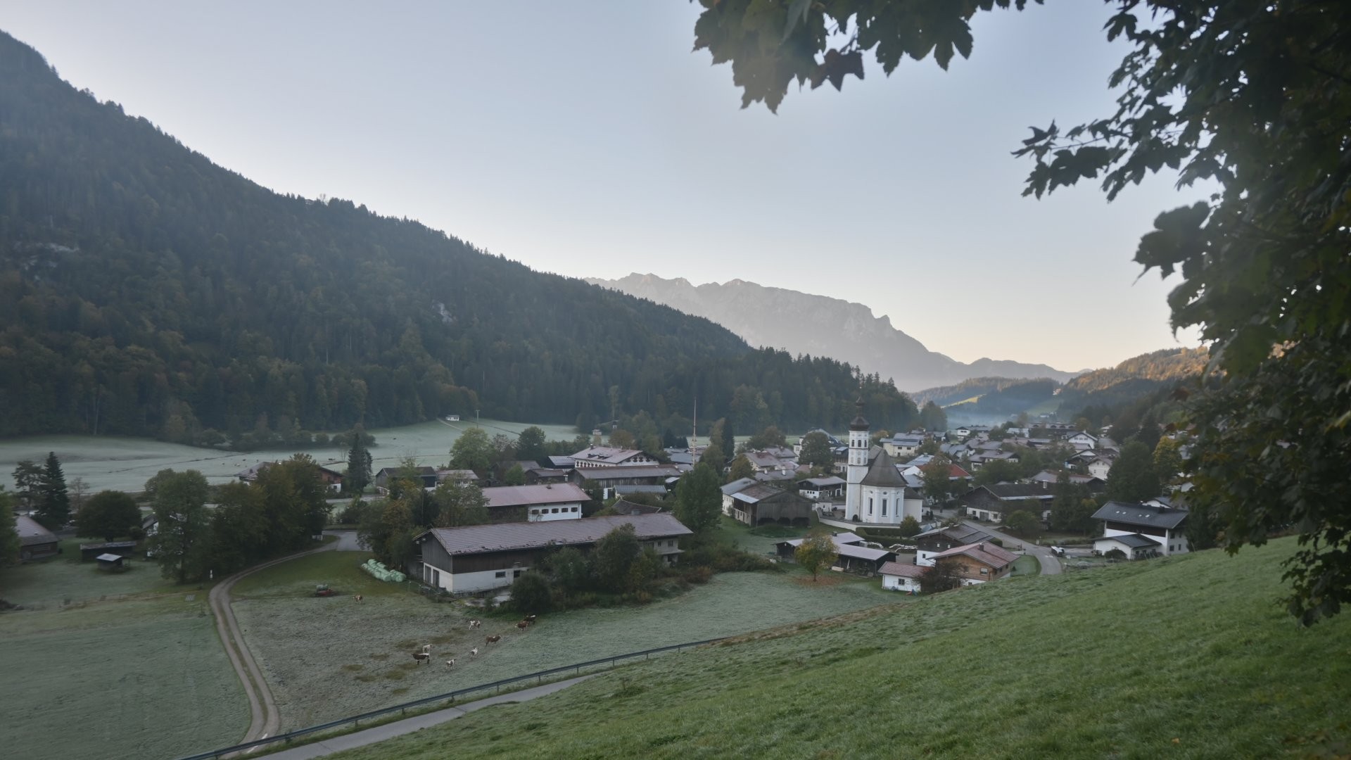 Archiv Foto Webcam Sachrang-Blick über Bergsteigerdorf