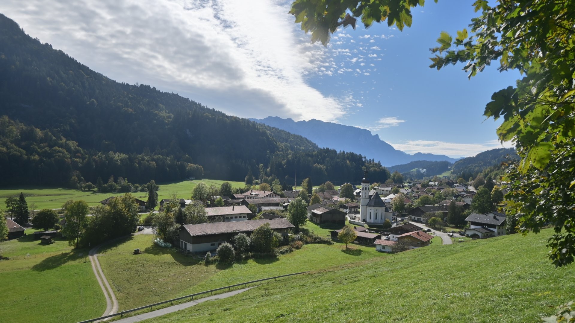 Archiv Foto Webcam Sachrang-Blick über Bergsteigerdorf