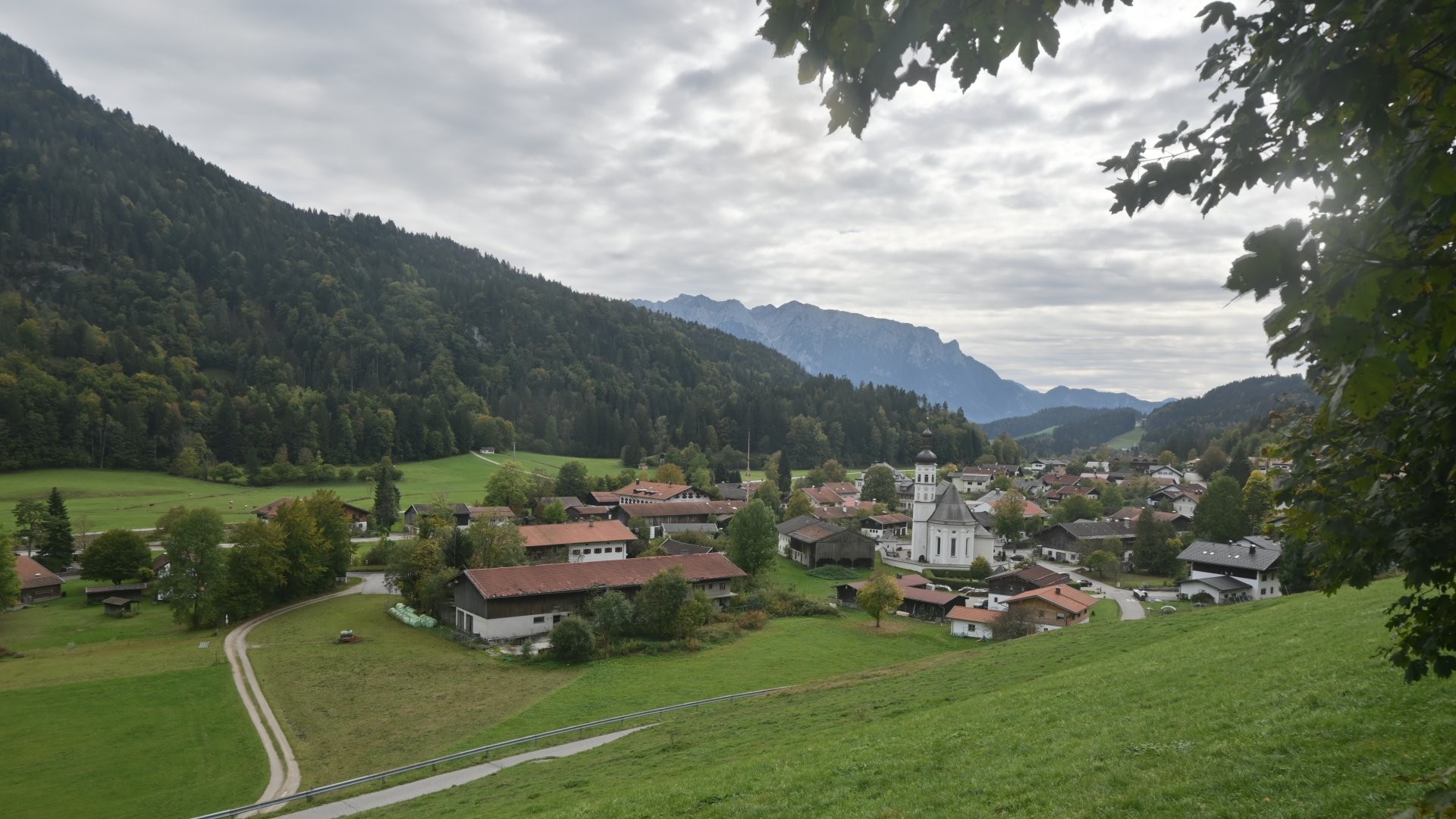 Archiv Foto Webcam Sachrang-Blick über Bergsteigerdorf