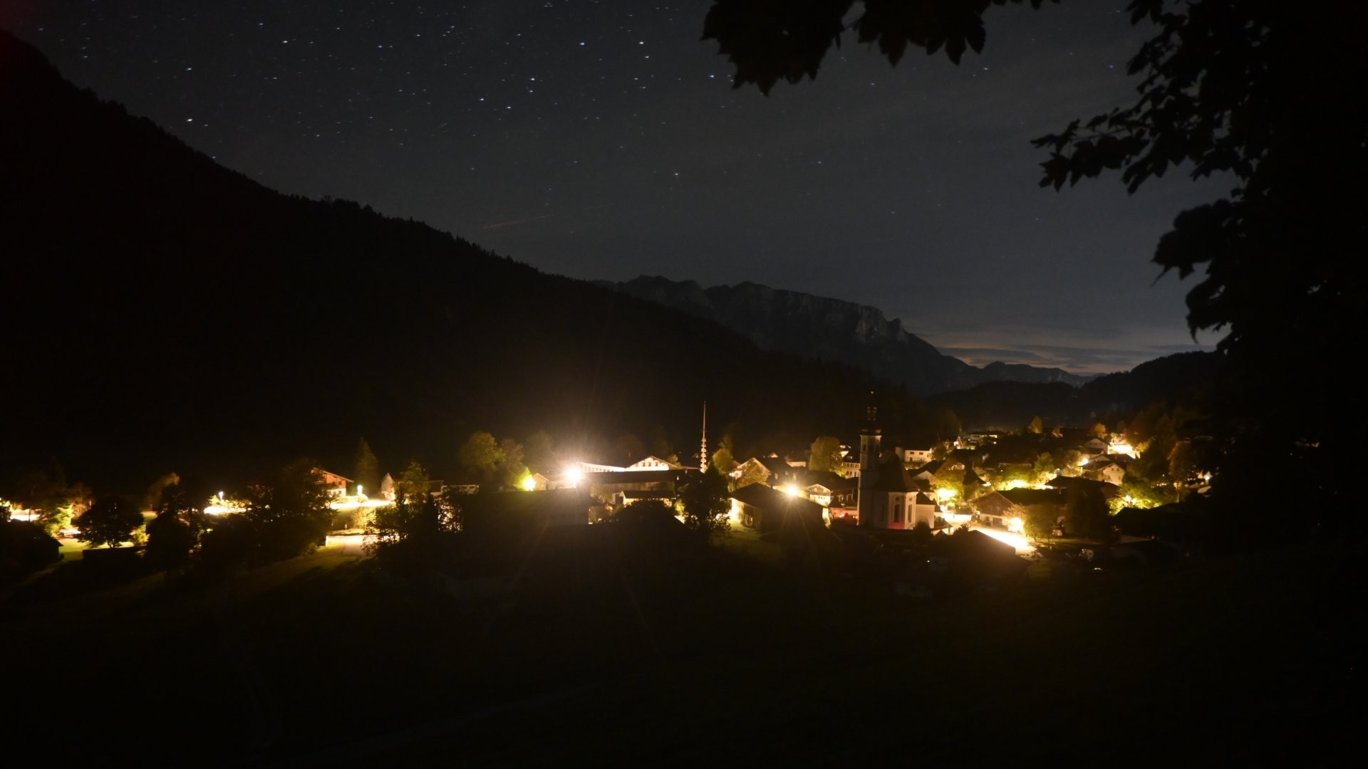 Archiv Foto Webcam Sachrang-Blick über Bergsteigerdorf