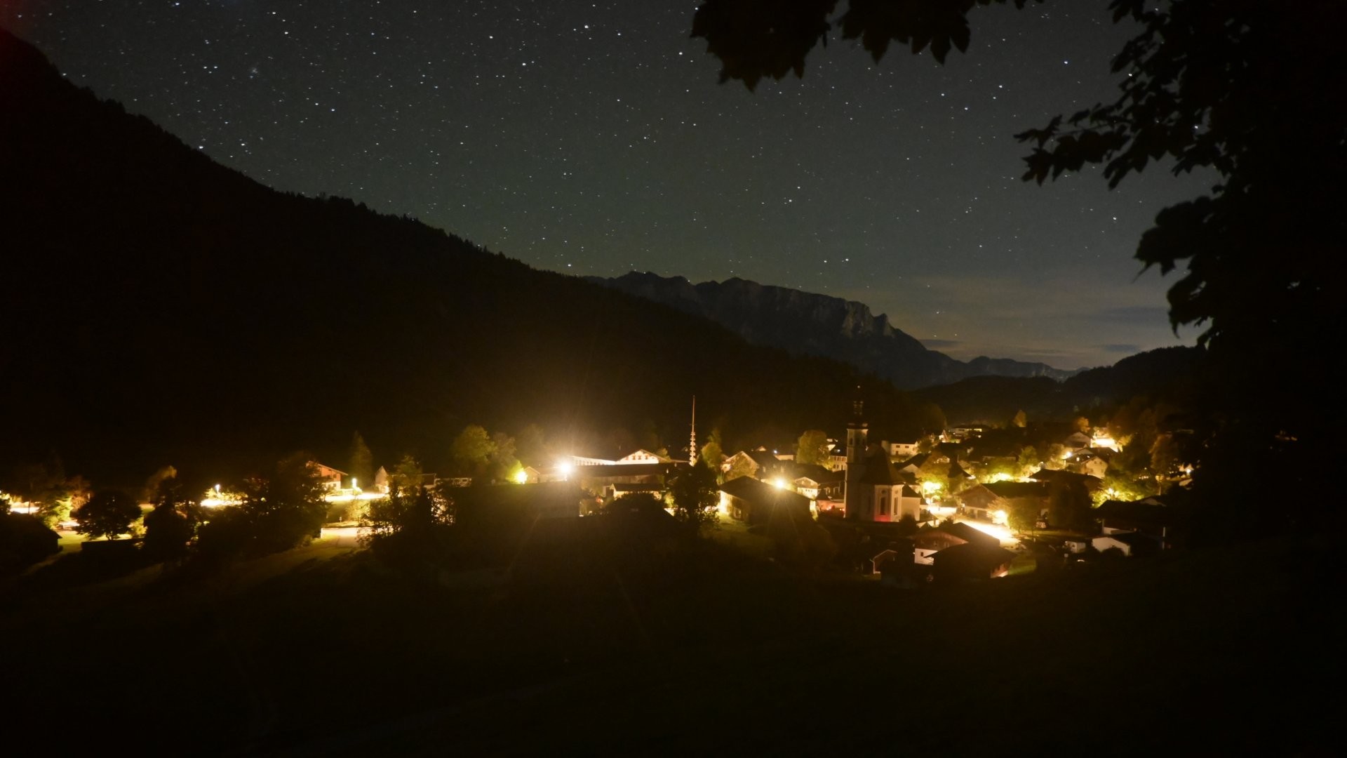 Archiv Foto Webcam Sachrang-Blick über Bergsteigerdorf