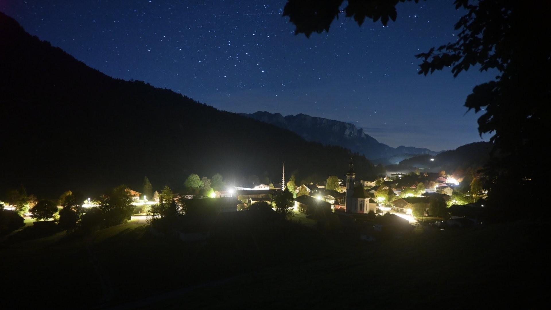 Archiv Foto Webcam Sachrang-Blick über Bergsteigerdorf