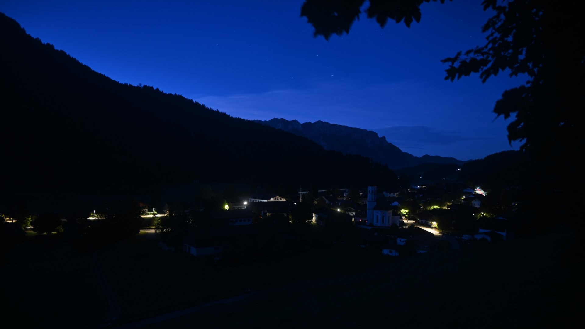 Archiv Foto Webcam Sachrang-Blick über Bergsteigerdorf