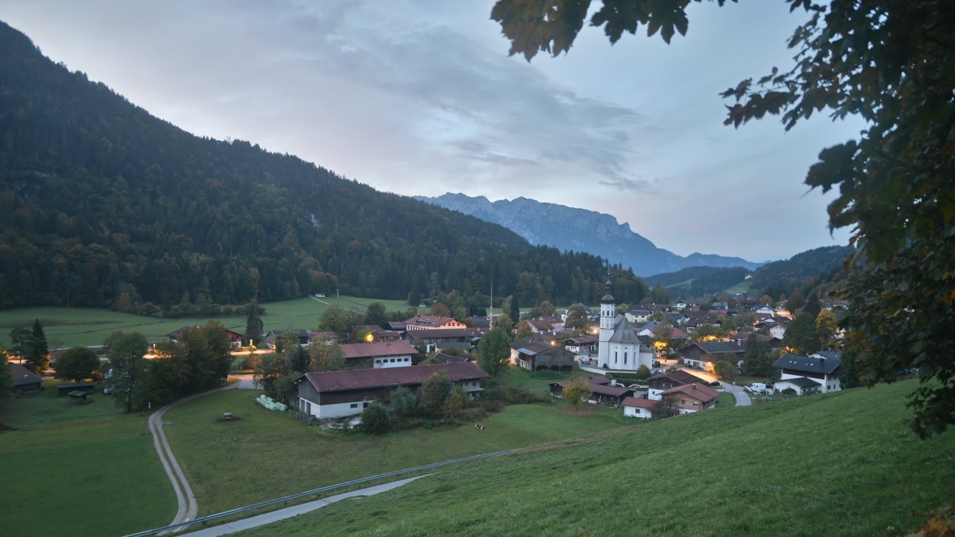 Archiv Foto Webcam Sachrang-Blick über Bergsteigerdorf