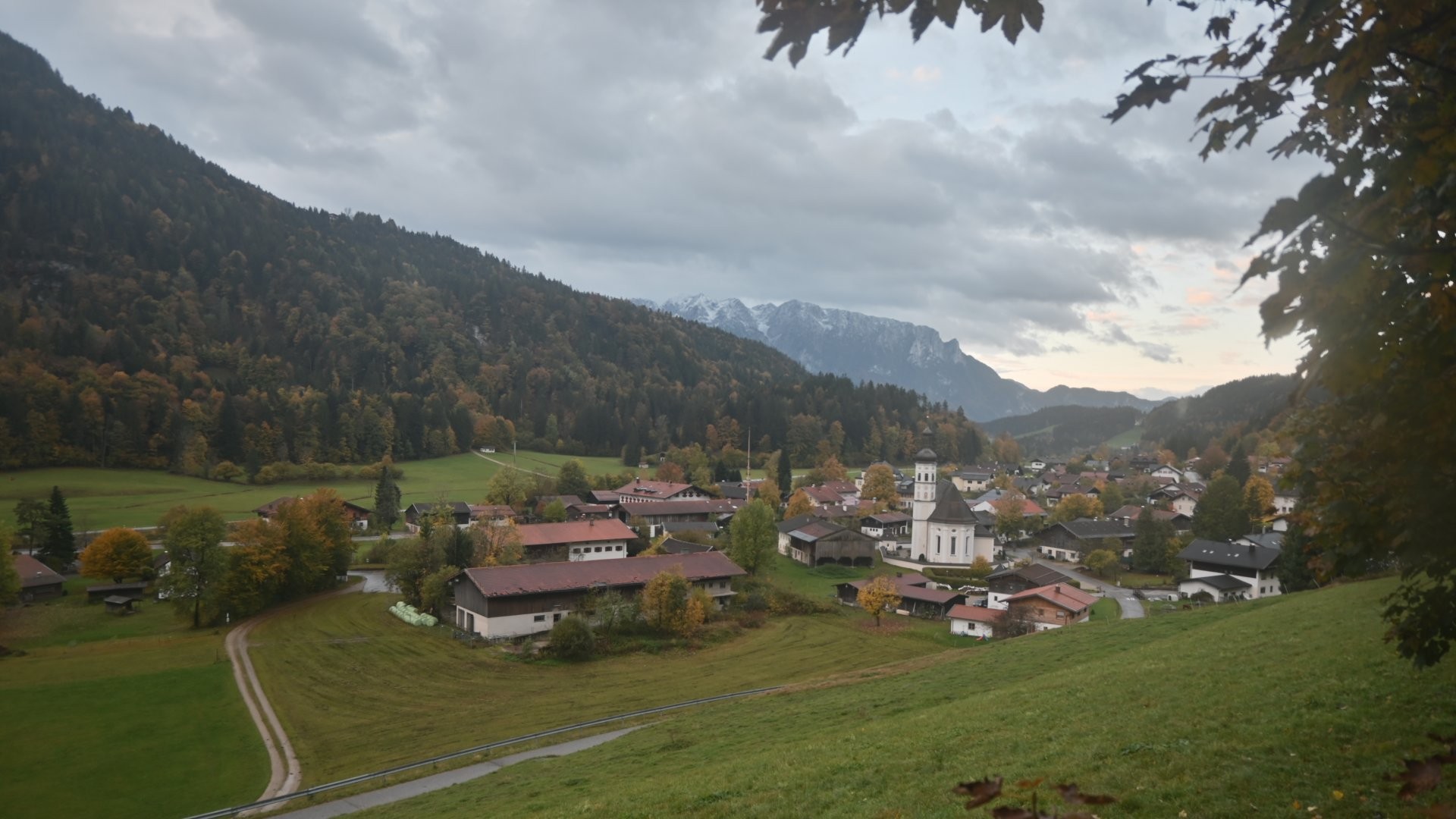 Archiv Foto Webcam Sachrang-Blick über Bergsteigerdorf