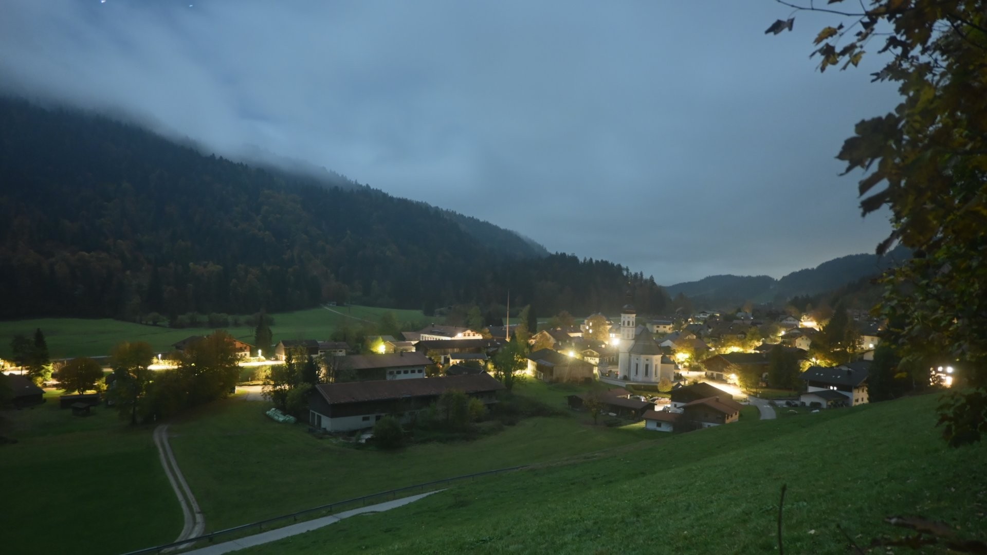 Archiv Foto Webcam Sachrang-Blick über Bergsteigerdorf