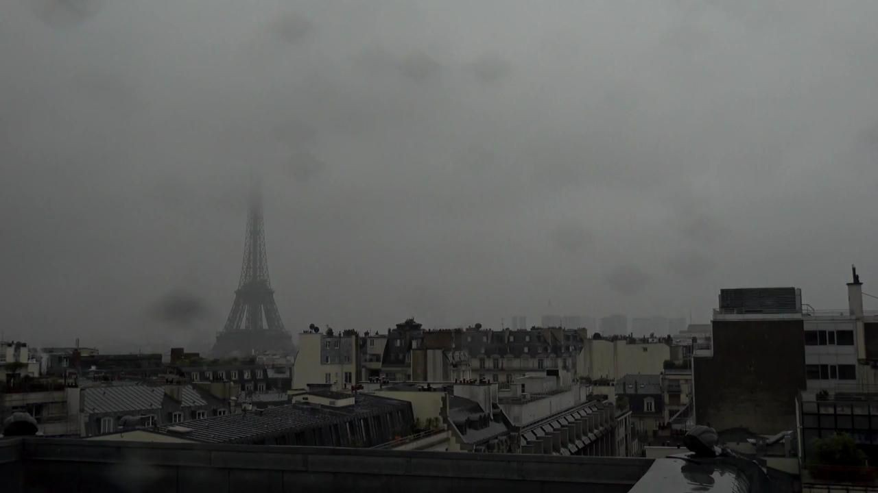 Archived image Webcam Panoramic View Paris - Eiffel Tower