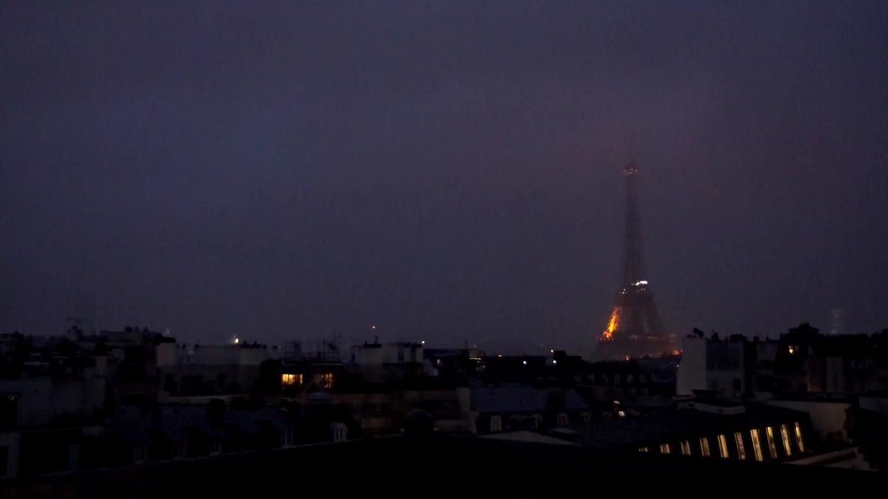 Archived image Webcam Panoramic View Paris - Eiffel Tower