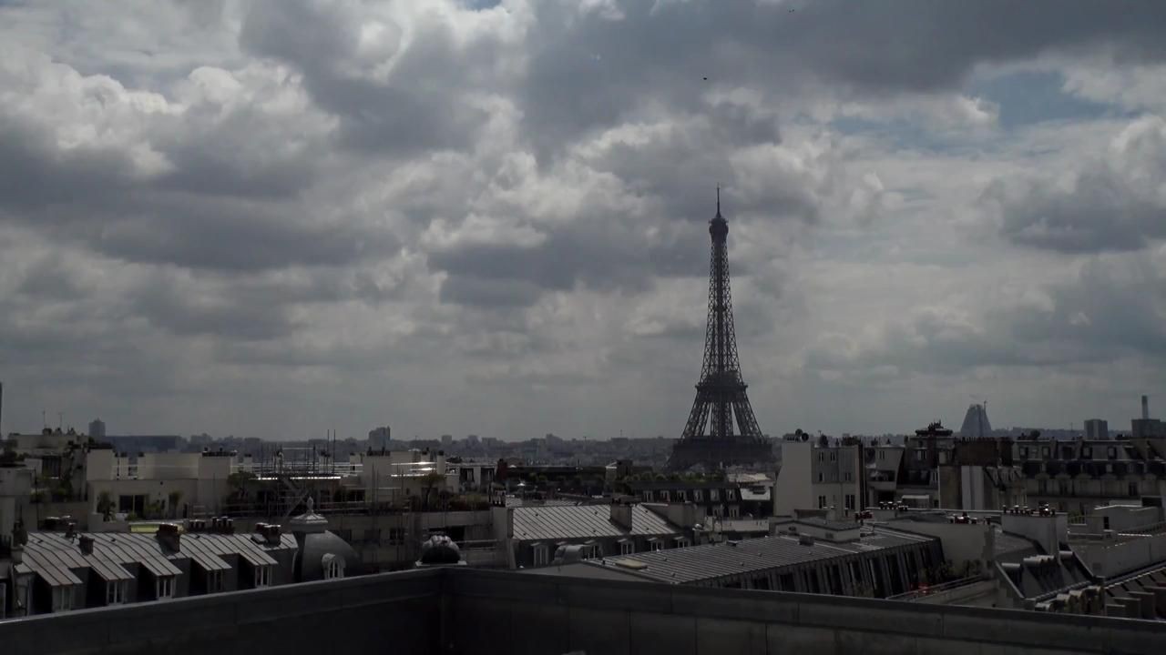 Archiv Foto Webcam Panorama Paris: Blick auf den Eiffelturm