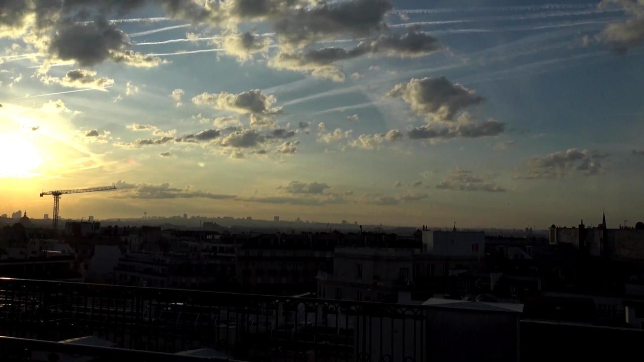 Archiv Foto Webcam Panorama Paris: Blick auf den Eiffelturm