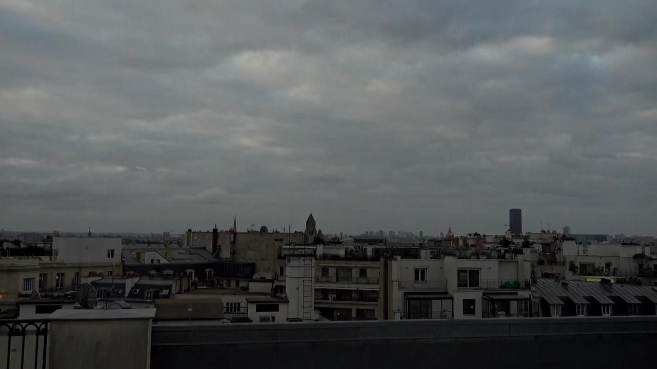Archiv Foto Webcam Panorama Paris: Blick auf den Eiffelturm